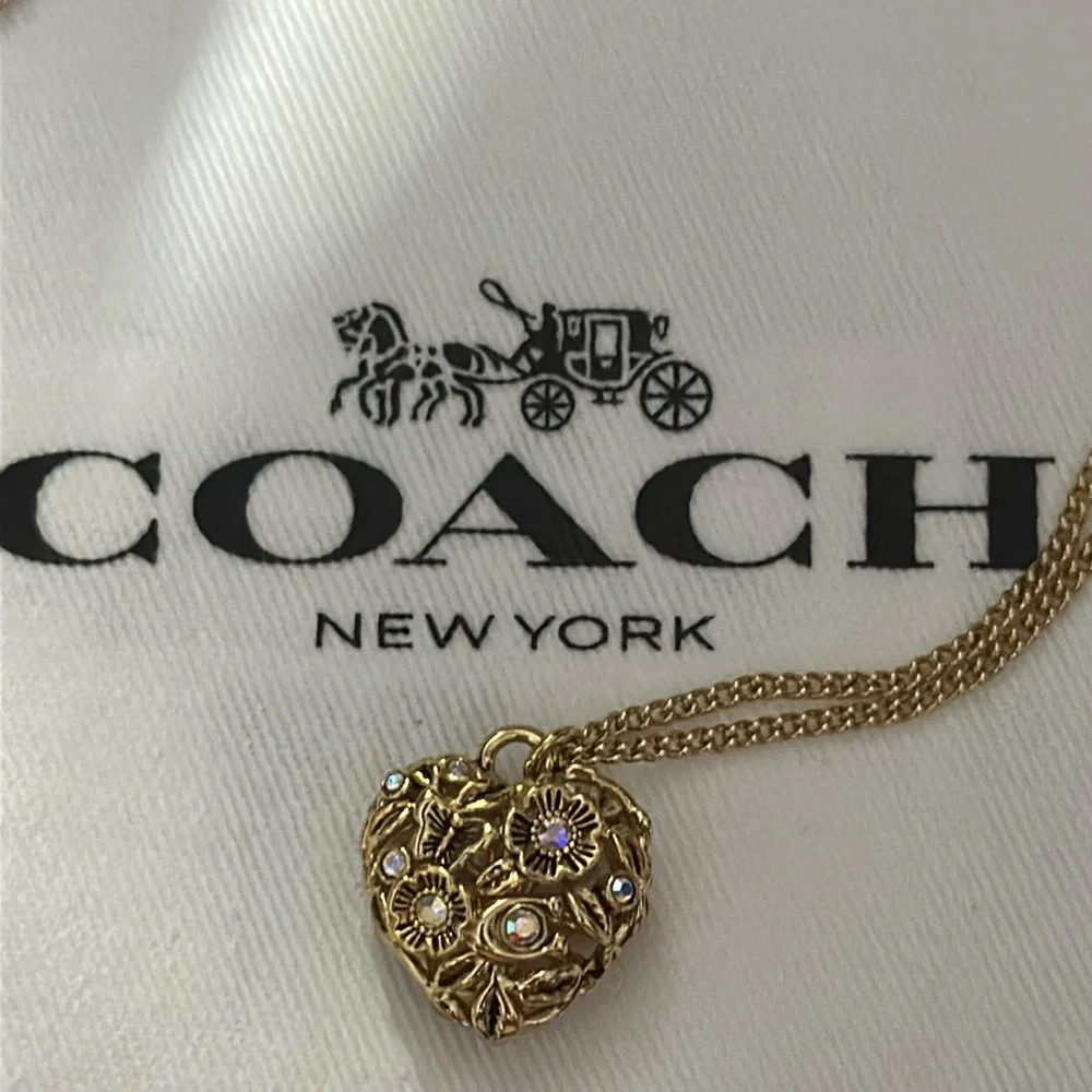 Coach gold heart necklace - Picture 2 of 2